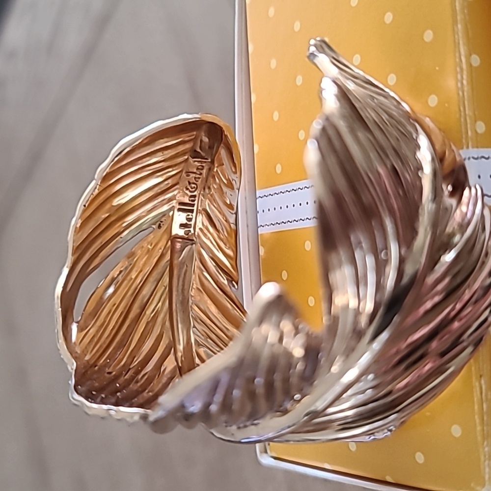 Stella & Dot Secret Garden Cuff Bracelet - Picture 4 of 4